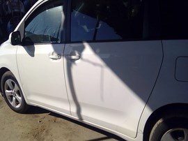 2014 TOYOTA SIENNA, WHITE, LE MODEL, 3.5L, AT, FWD,  Z26287